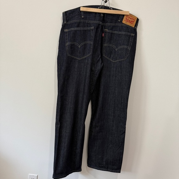 Levi's Men's 559 Deep Indigo Relaxed Straight Fit Jeans W38 - Picture 6 of 17